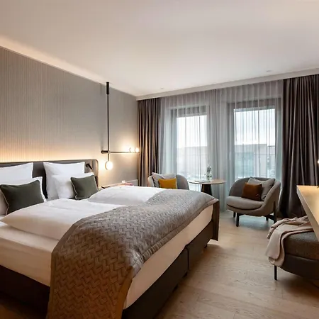 Отель Atlantic 4*